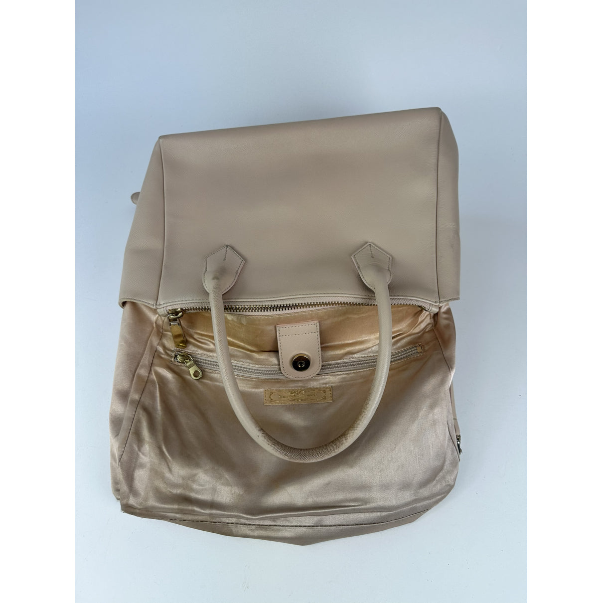 Samantha Thavasa Handbag image 2