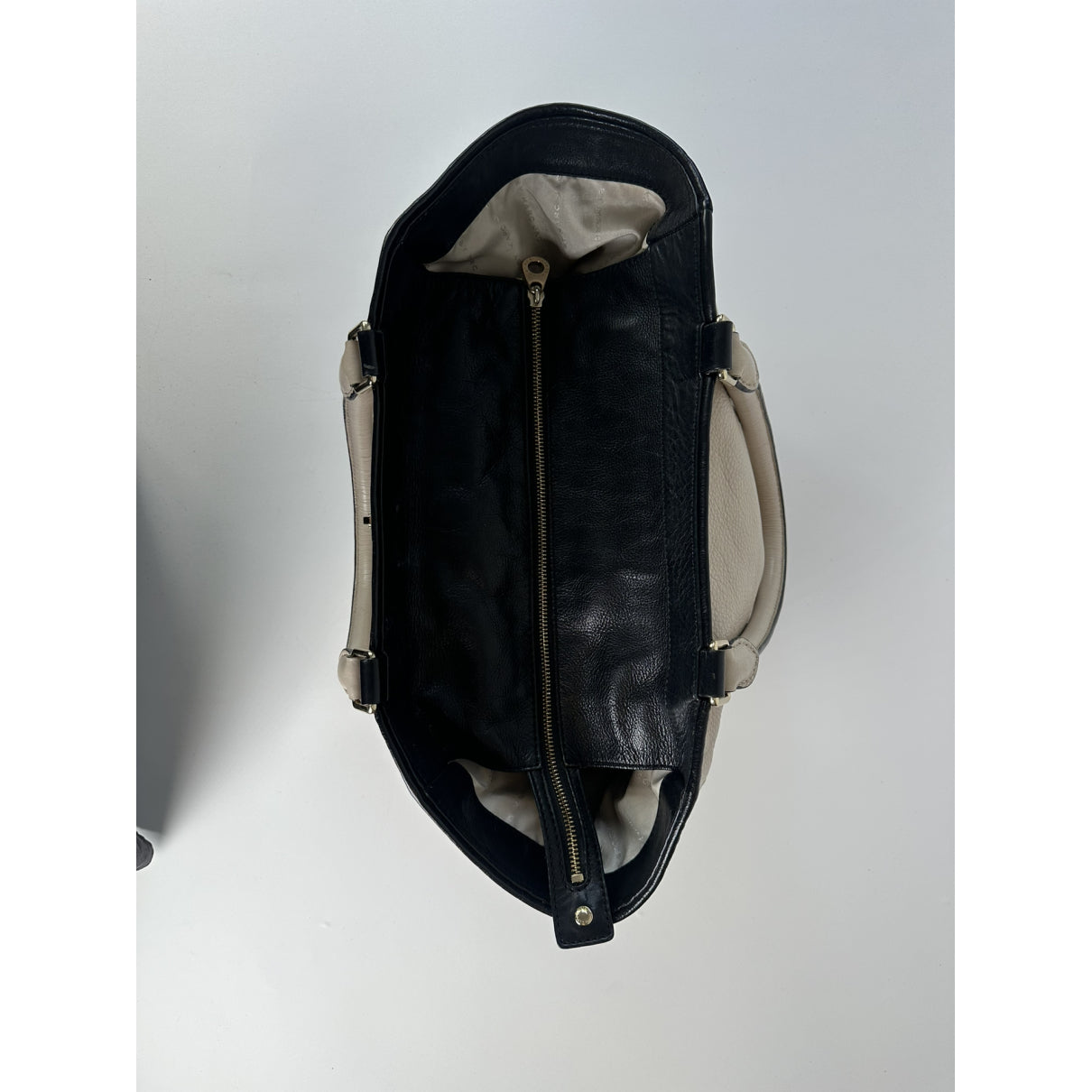 Marc by Marc Jacobs Handbag image 3