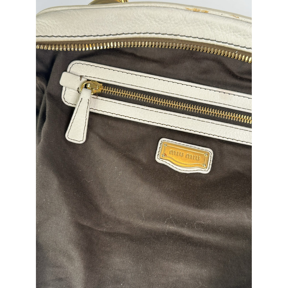 Miu Miu Handbag image 2