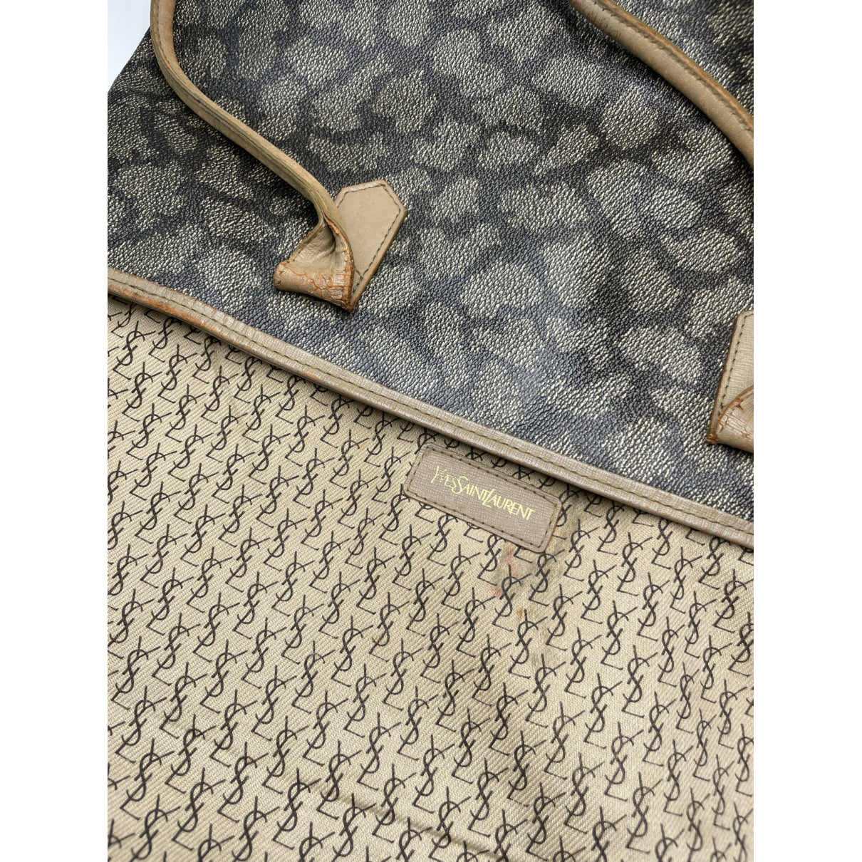 Saint Laurent Icare Black Leather Handbag image 4