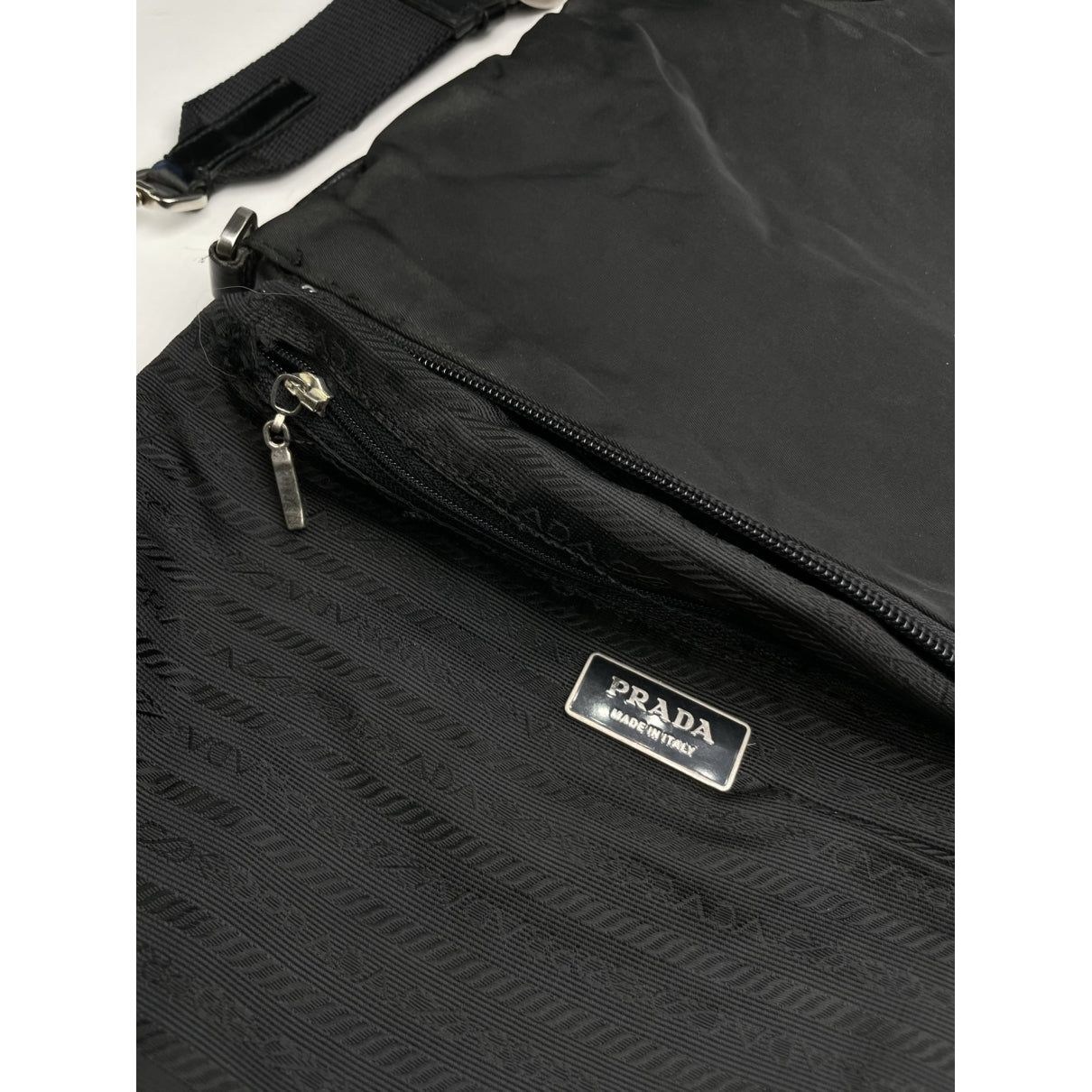 Prada Re-Edition 2000 Double Zip Black Polyester Handbag image 3