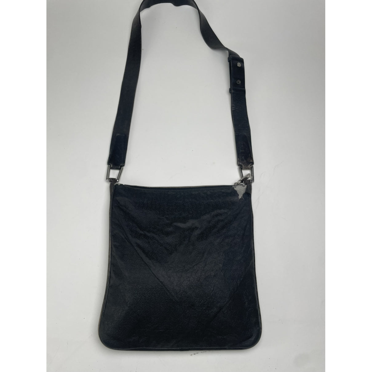 Loewe Cubi Black Leather Handbag image 5