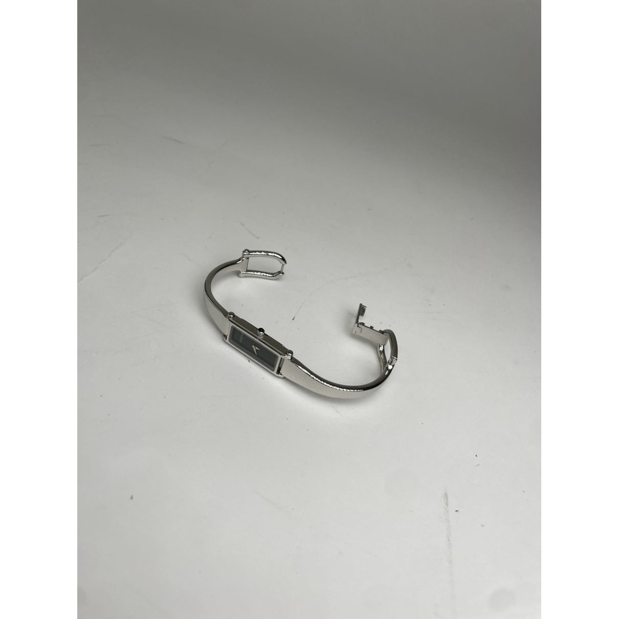 Gucci Horsebit Watche image 2