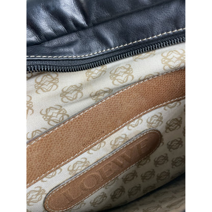 Loewe Amazona Black Leather Handbag image 4