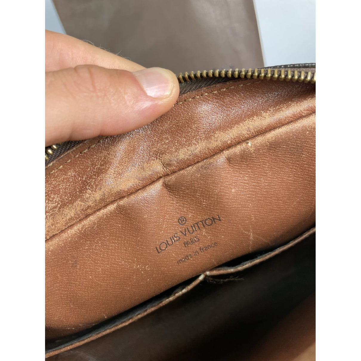 Louis Vuitton Chantilly Brown Leather Clutch Bag image 3