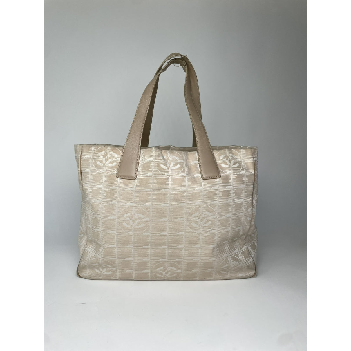 Chanel Handbag image 5