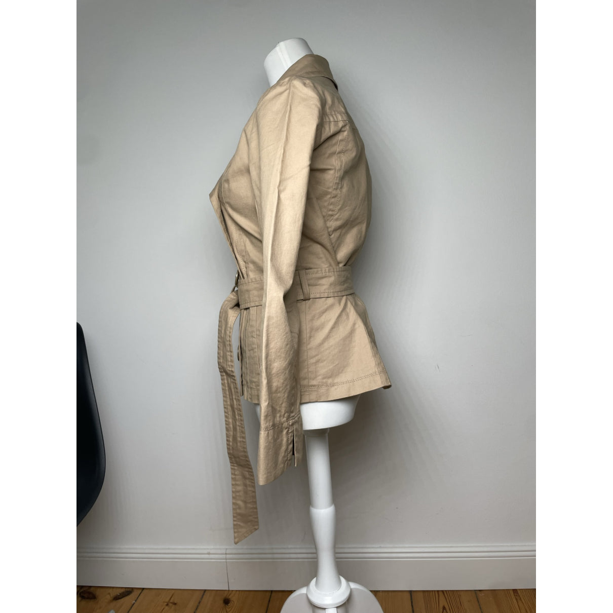 Burberry Kensington Trench Coat image 3