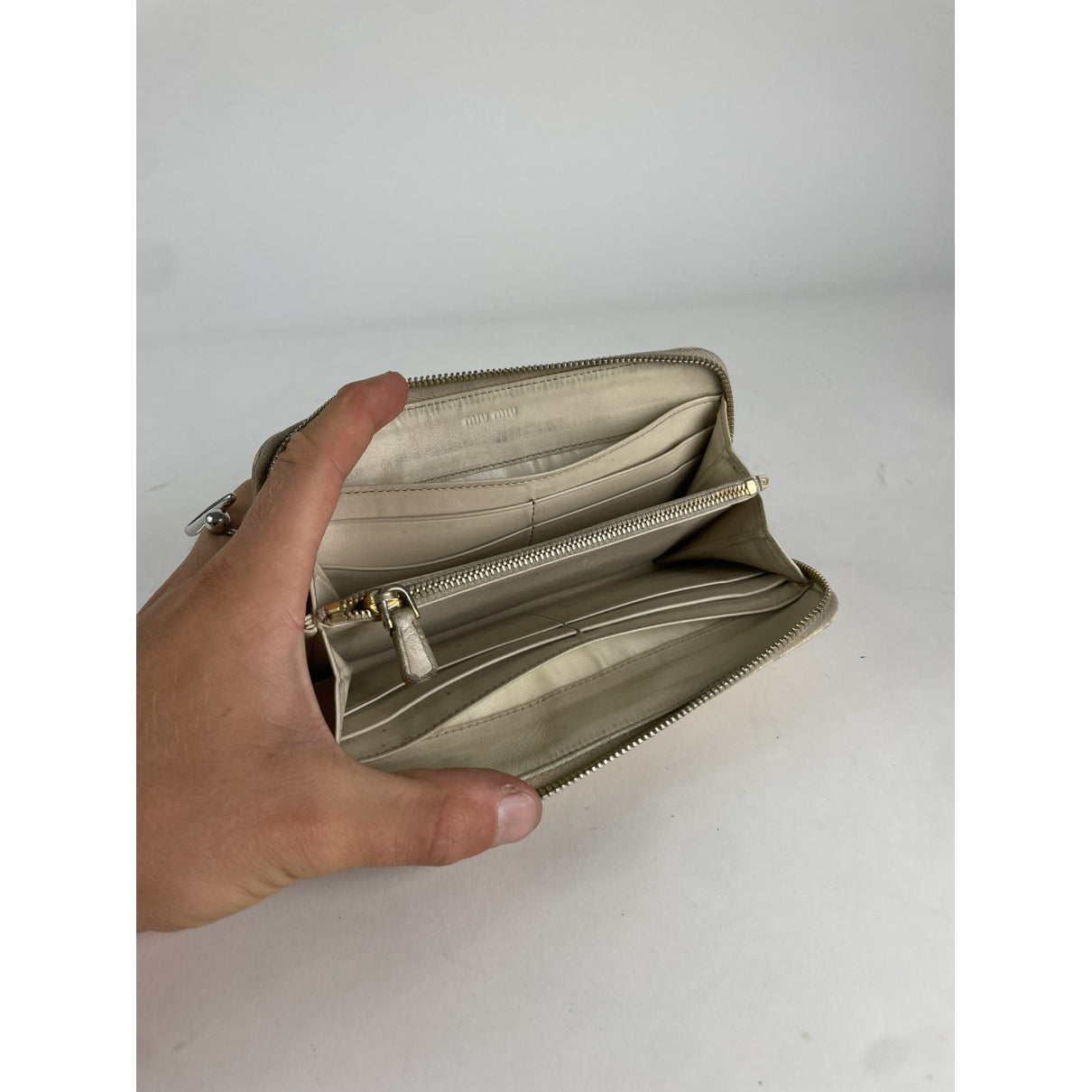 Miu Miu Wallet image 3