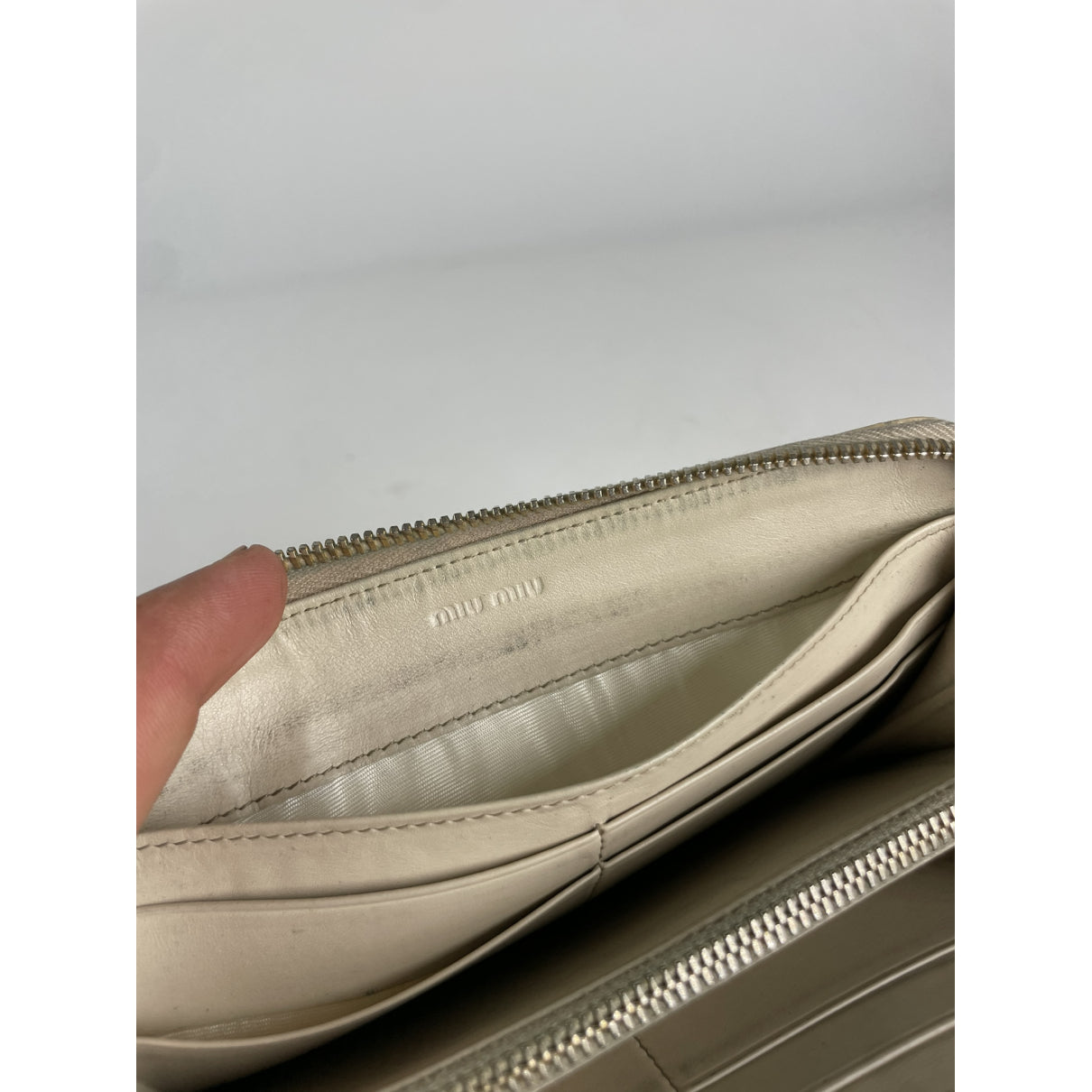 Miu Miu Wallet image 4