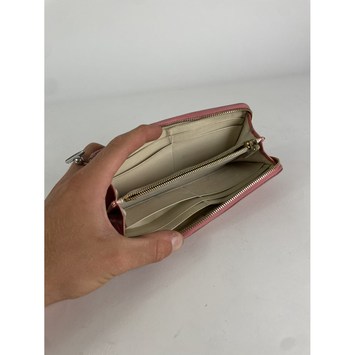 Miu Miu Wallet image 3