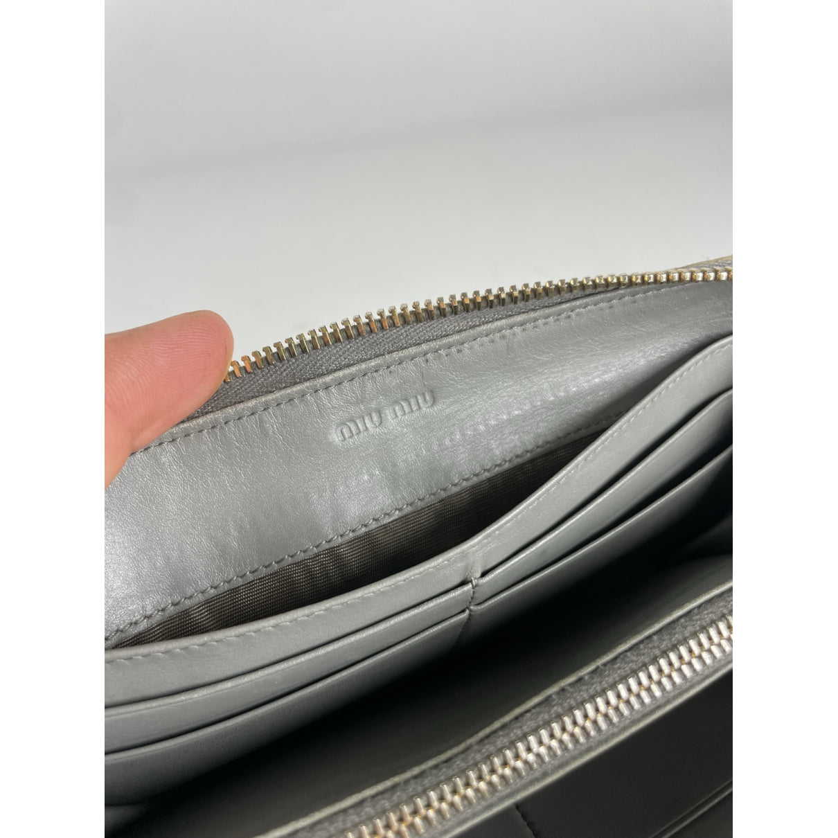 Miu Miu Wallet image 5