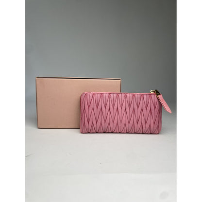 Miu Miu Wallet image 3