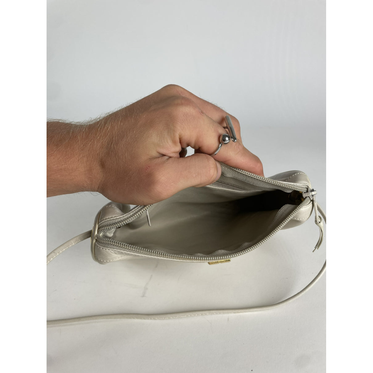 Givenchy 4G White Leather Handbag image 4