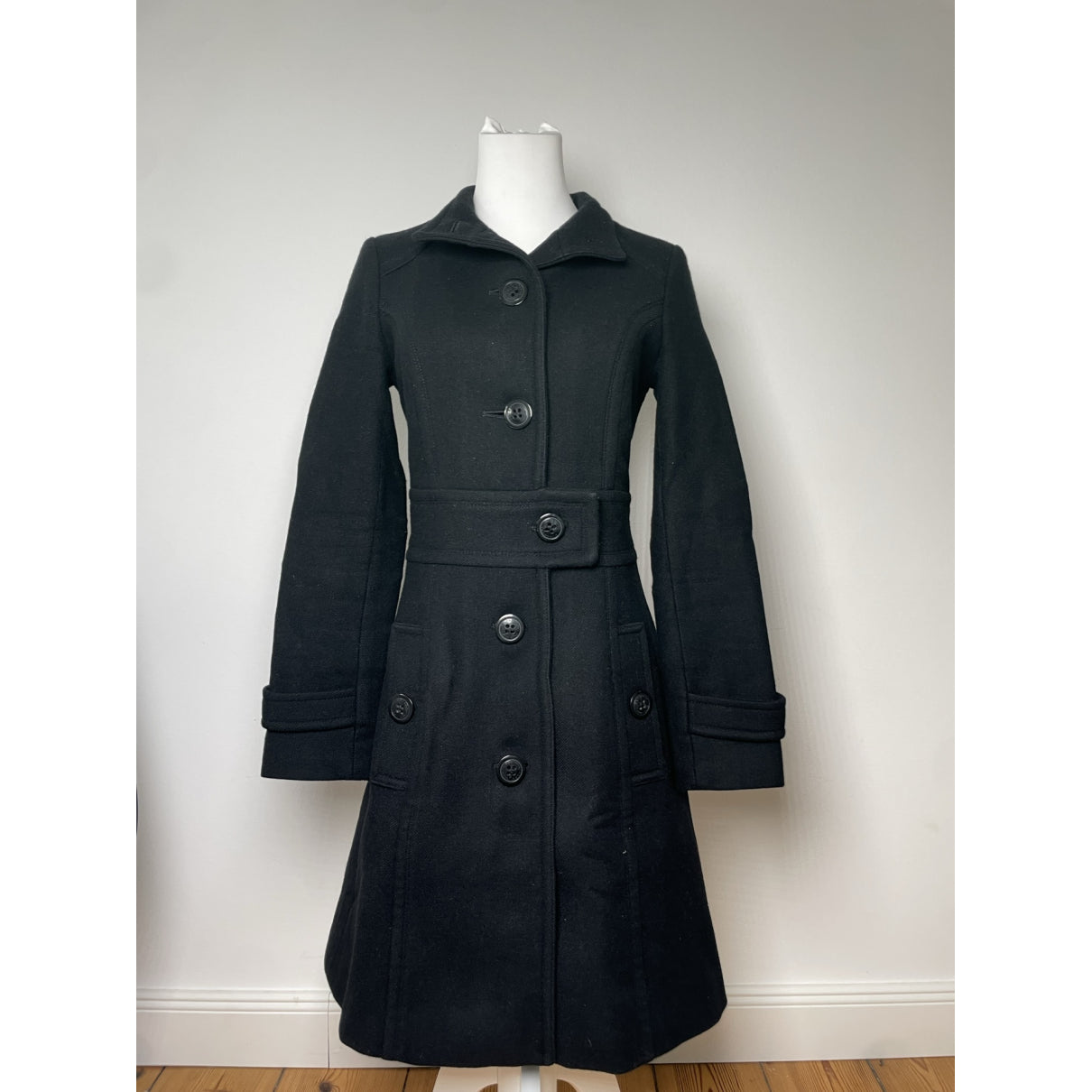 Burberry Sandringham Trench Coat image 2