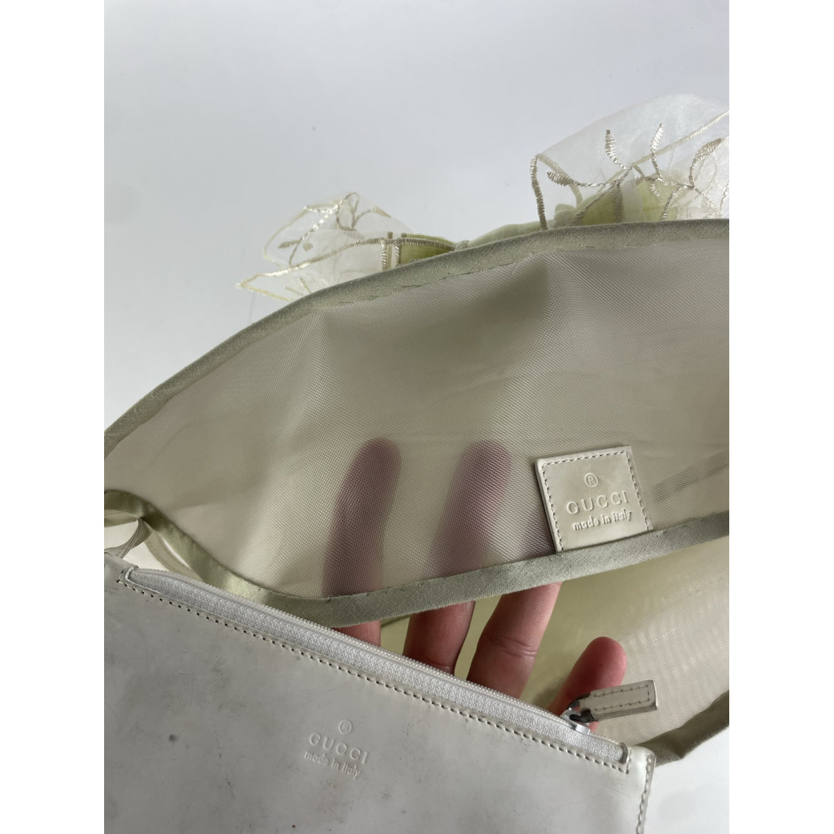 Gucci White Leather Handbag image 3