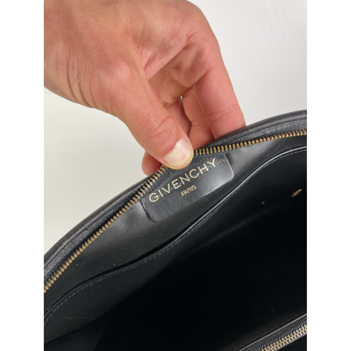 Givenchy Bow Cut Clutch Bag image 3