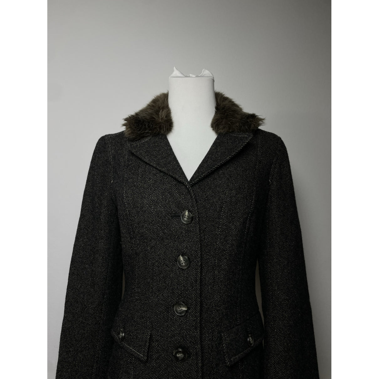 Burberry Kensington Anthracite Cotton Trench Coat image 2