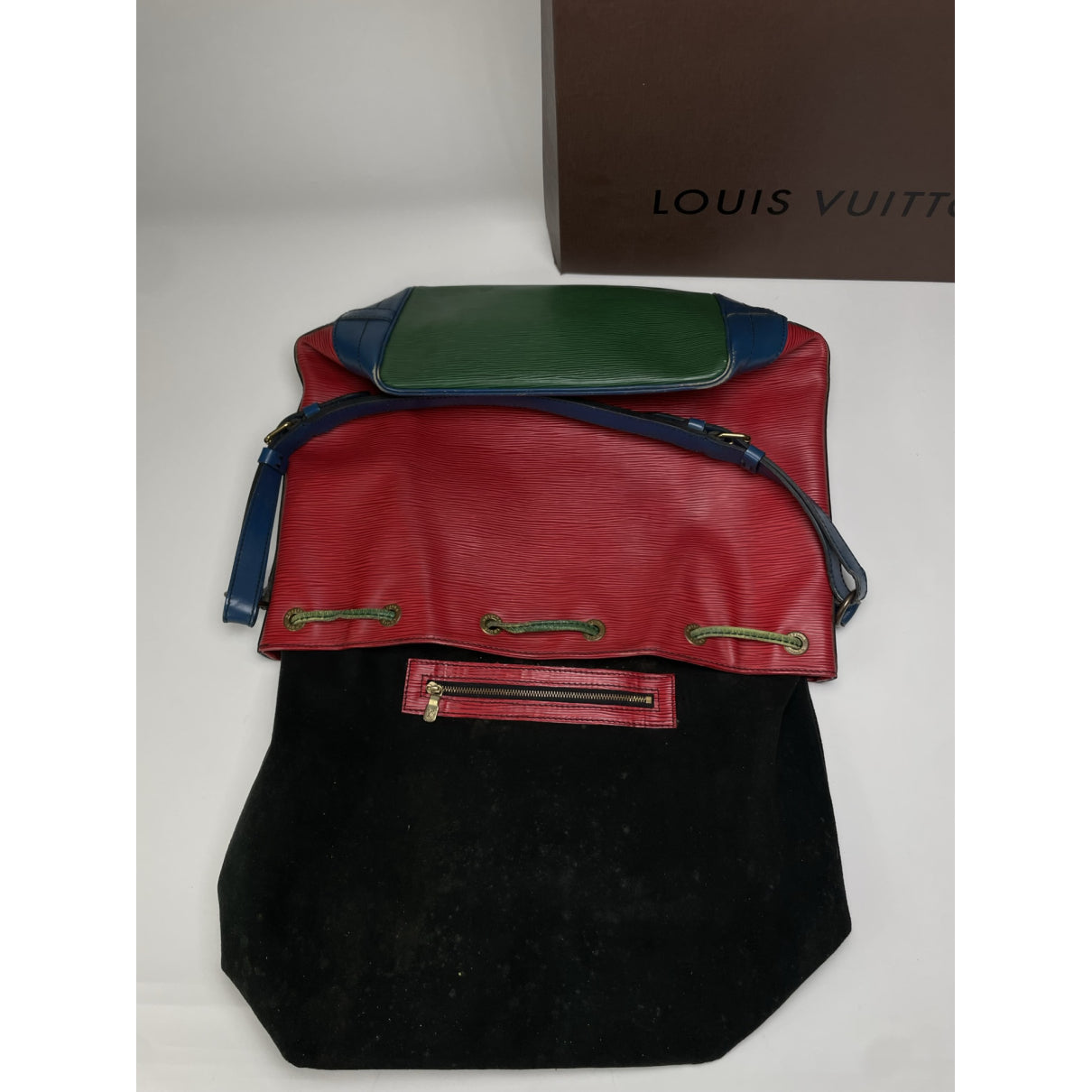 Louis Vuitton Noé Handbag image 2