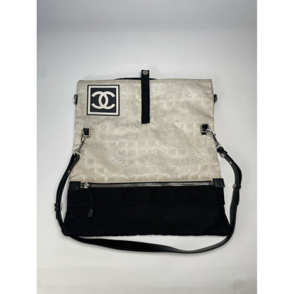 Chanel Handbag image 4