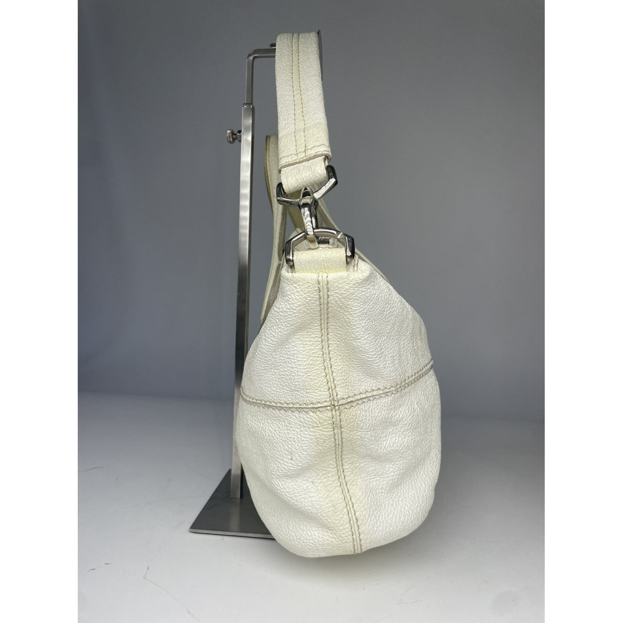 Givenchy Nightingale White Leather Handbag image 4