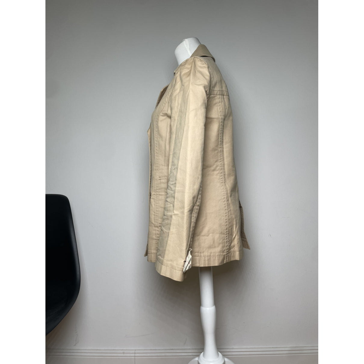 Burberry Waterloo Beige Cotton Trench Coat image 2