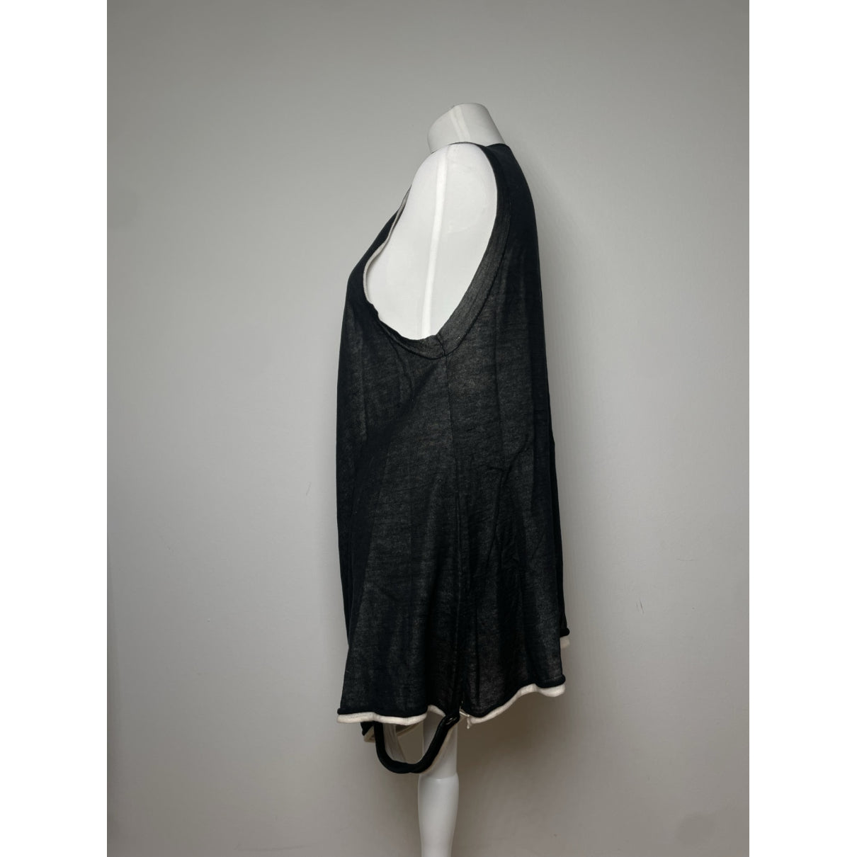 Issey Miyake Top image 3