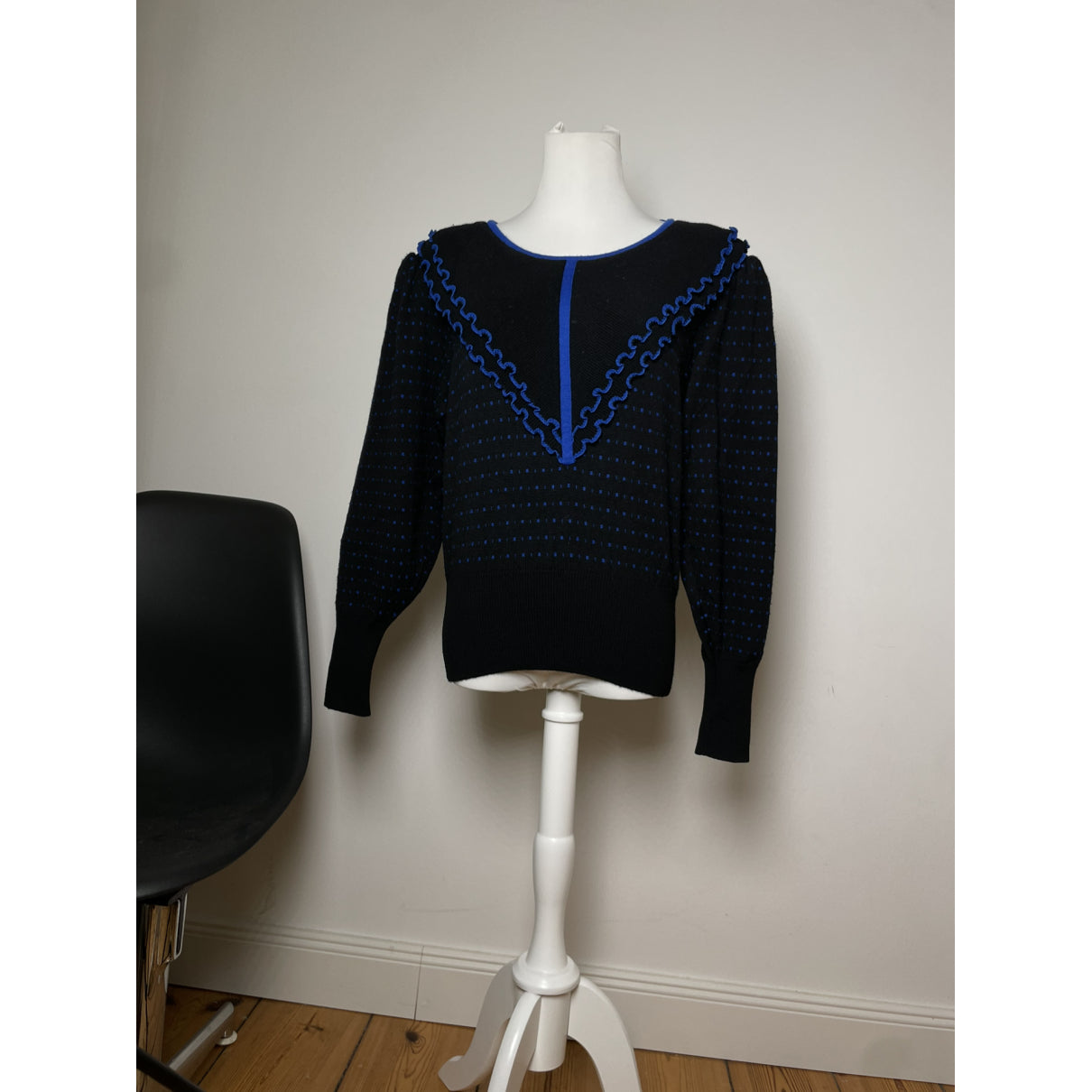 Yves Saint Laurent Knitwear image 2