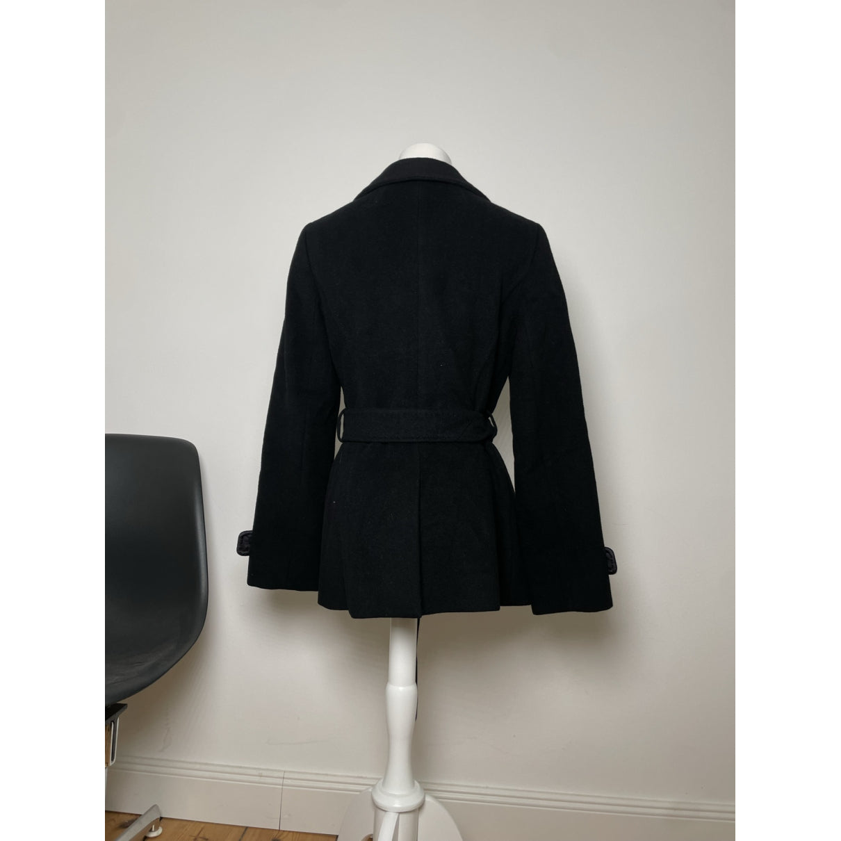 Burberry Kensington Trench Coat image 4