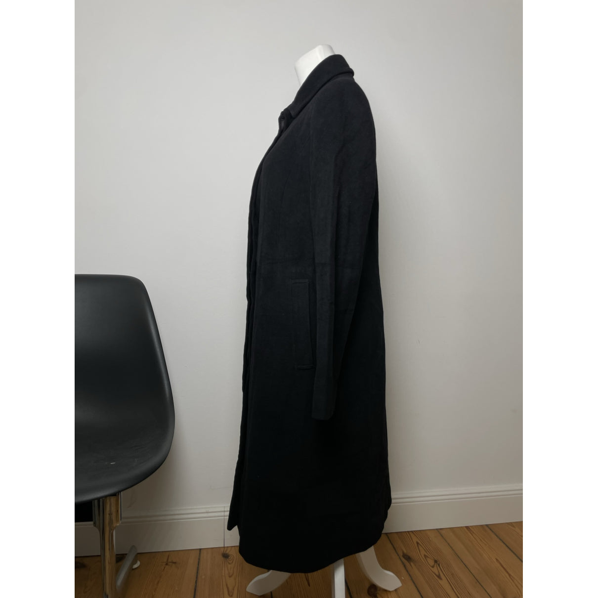 Burberry Sandringham Trench Coat image 3