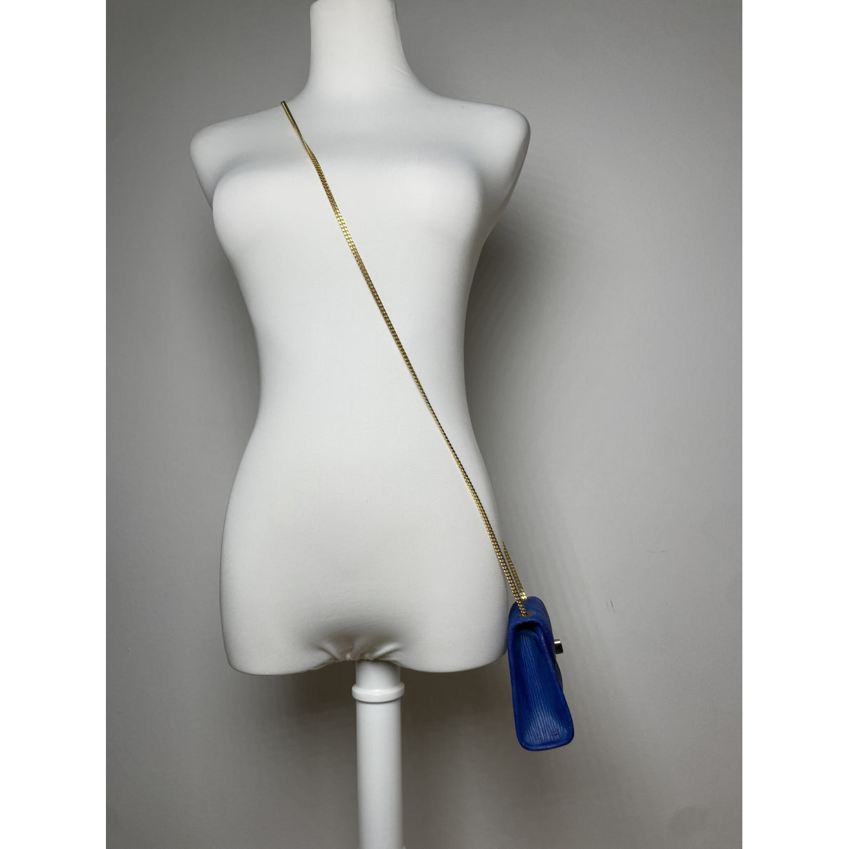 Givenchy Pocket Mini Blue Leather Handbag image 3