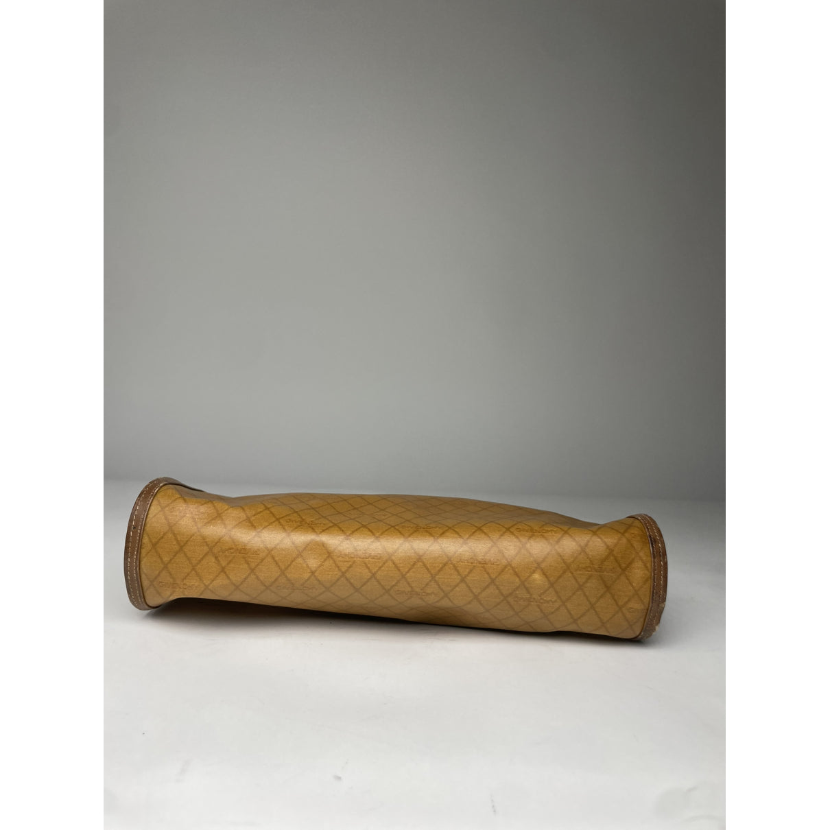 Givenchy Bow Cut Clutch Bag image 5