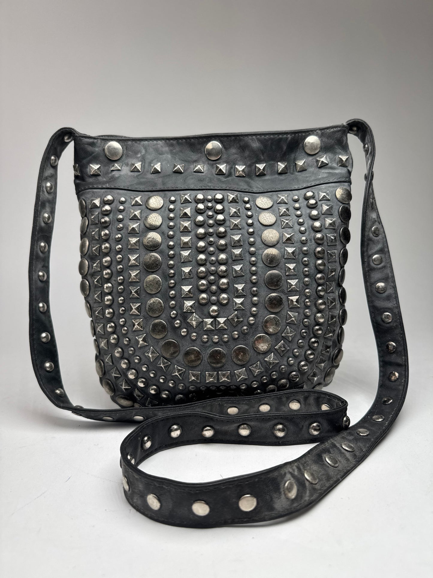 Vintage Pleated Leather Crossbody Bag Black