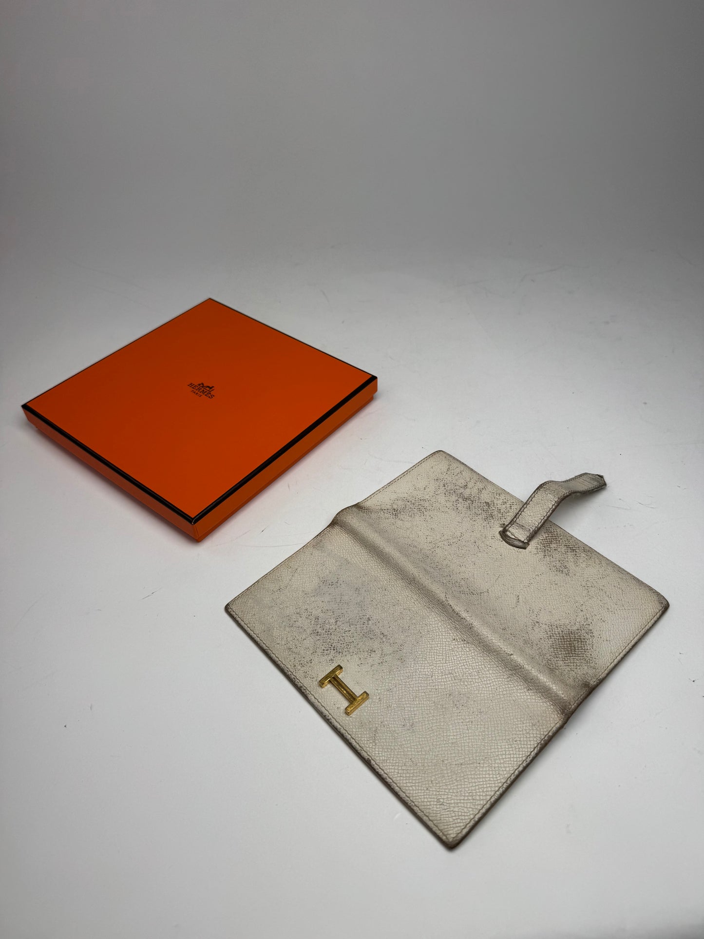 Vintage Hermes Paris Leather Wallet White