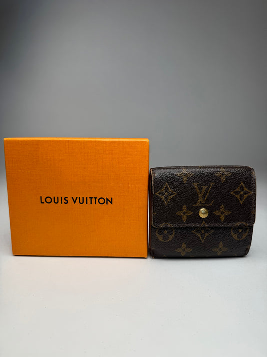 Vintage Louis Vuitton Monogram Dauphine monogram leather wallet