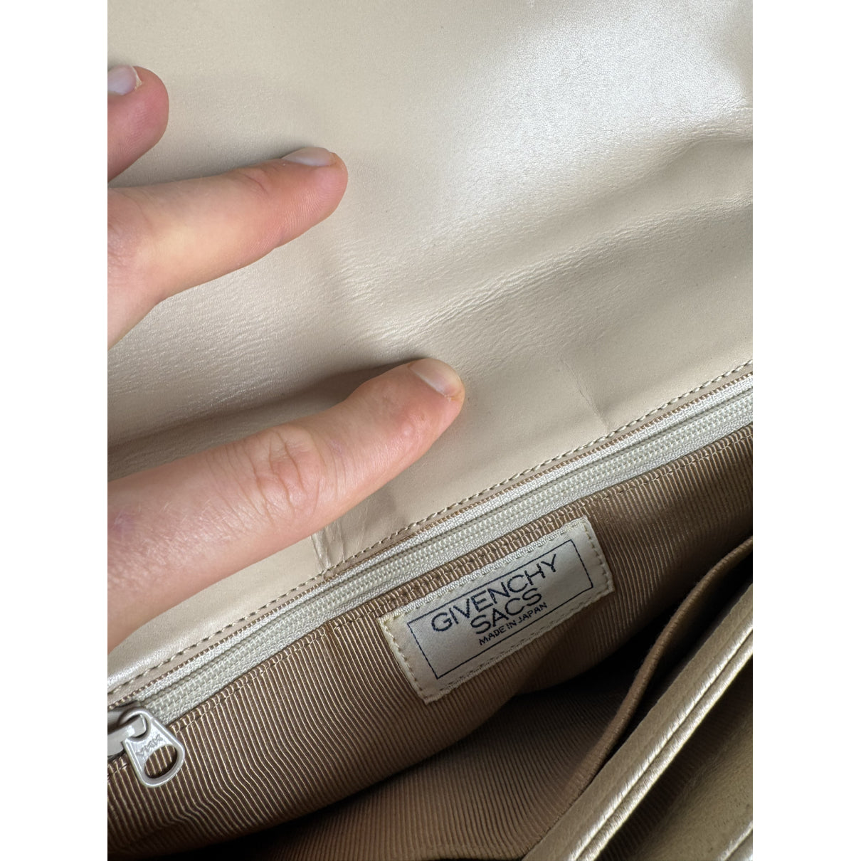 Givenchy 4G Beige Leather Handbag image 3