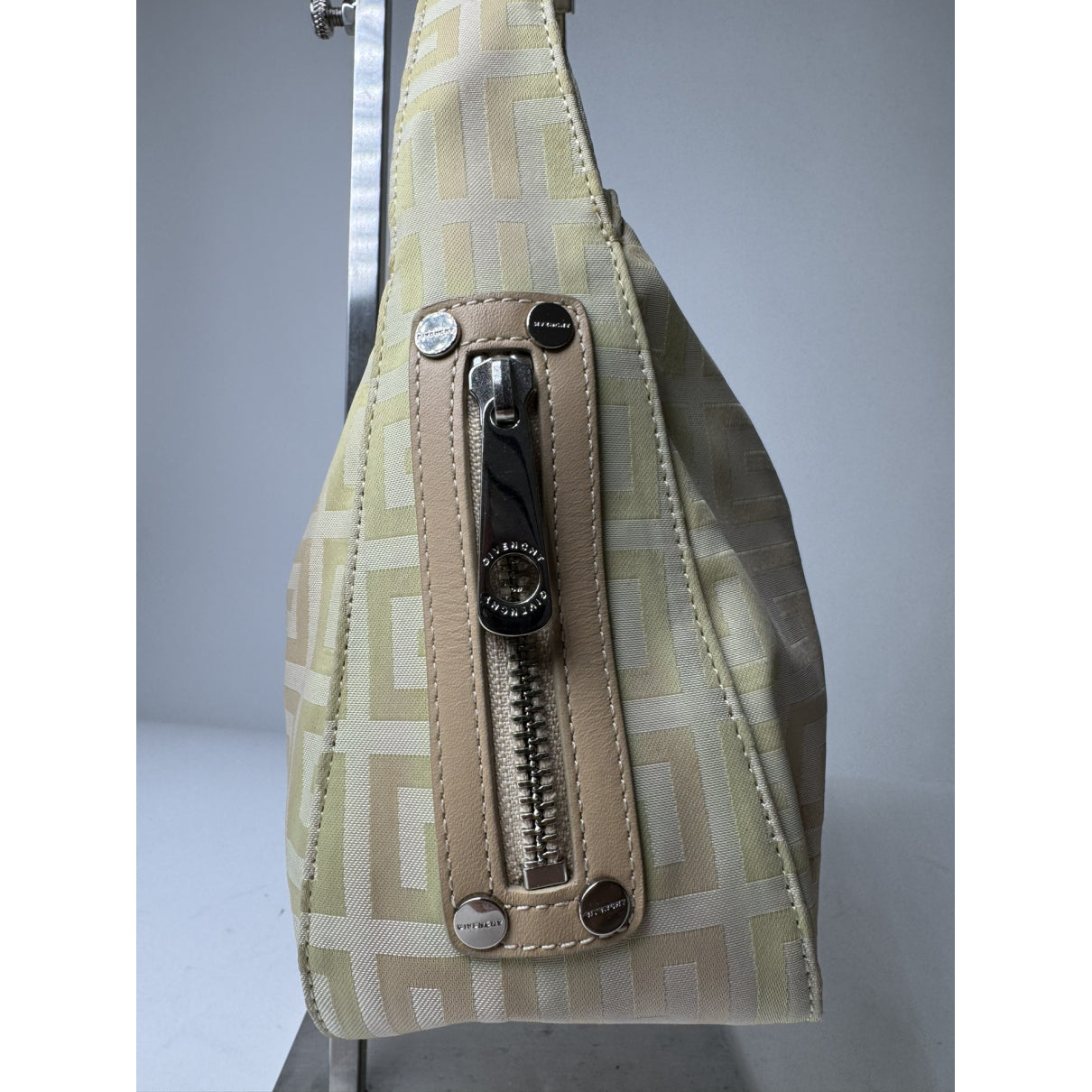 Givenchy Cut Out Handbag image 4