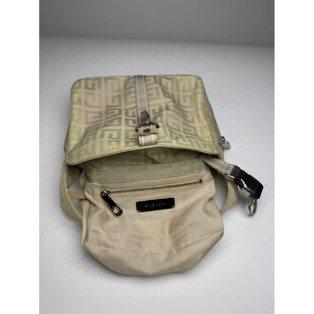 Givenchy Cut Out Handbag image 5