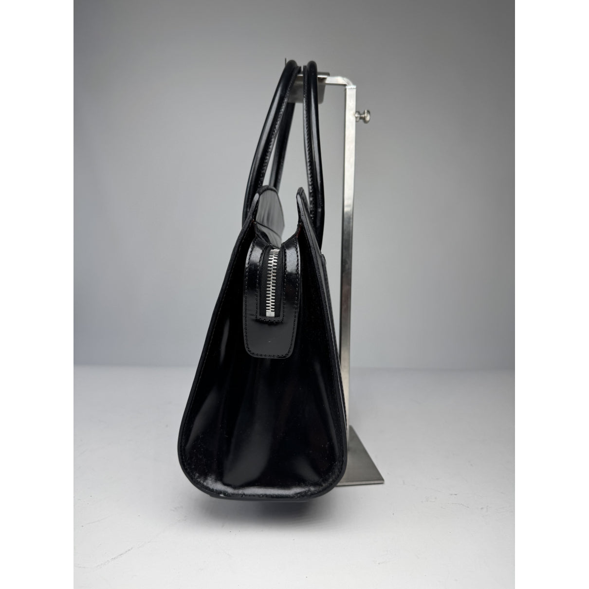 Celine Trapèze Black Patent Leather Handbag image 5