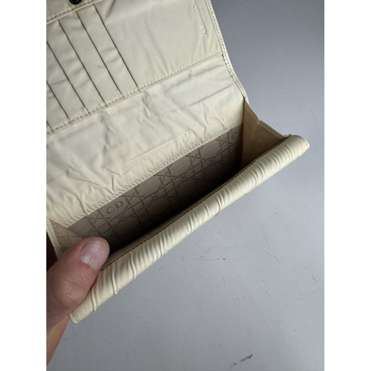 Dior Miss Dior White Patent Leather Wallet image 5