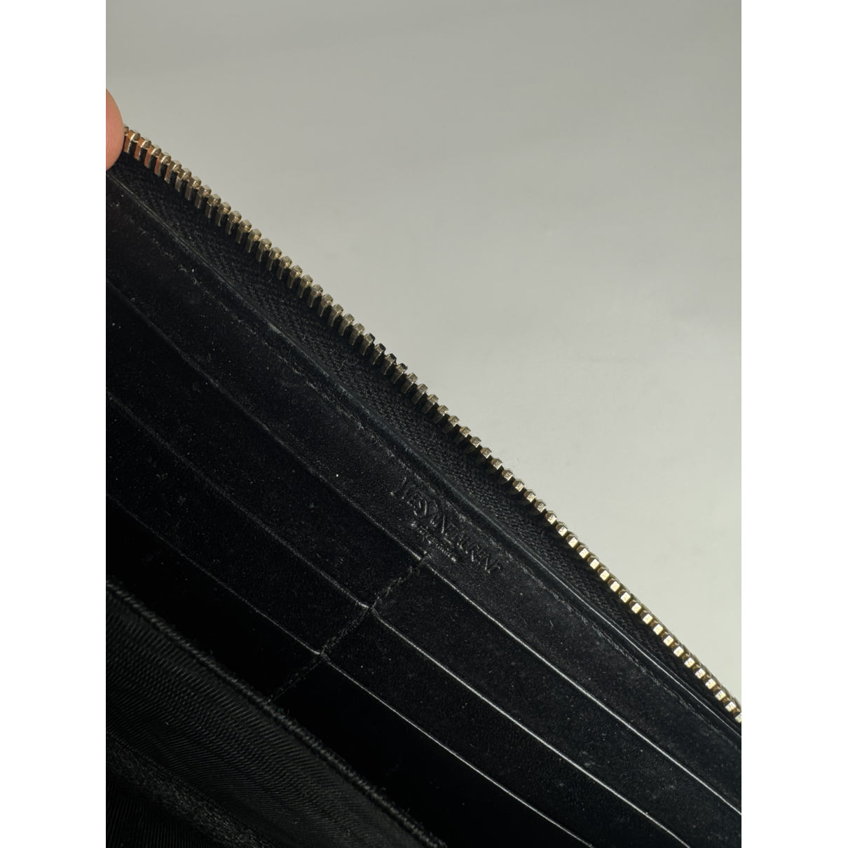 Yves Saint Laurent Wallet image 5