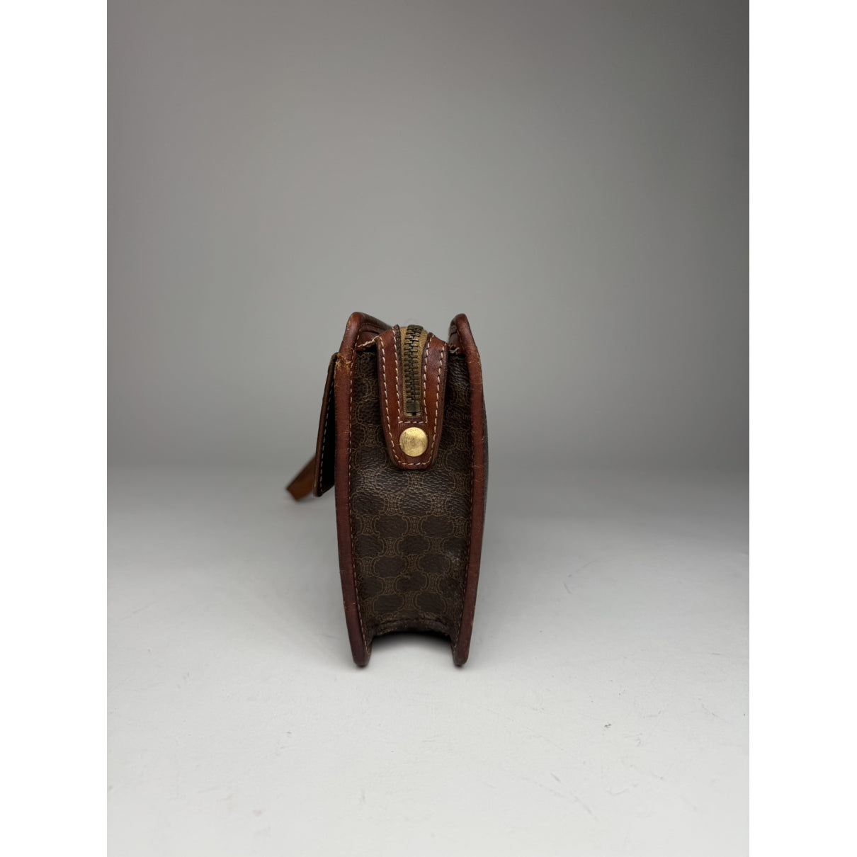 Celine Triomphe Brown Leather Clutch Bag image 3