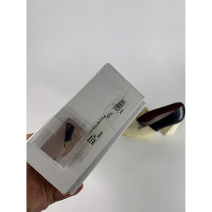 Celine Triangle Heel Heel image 3