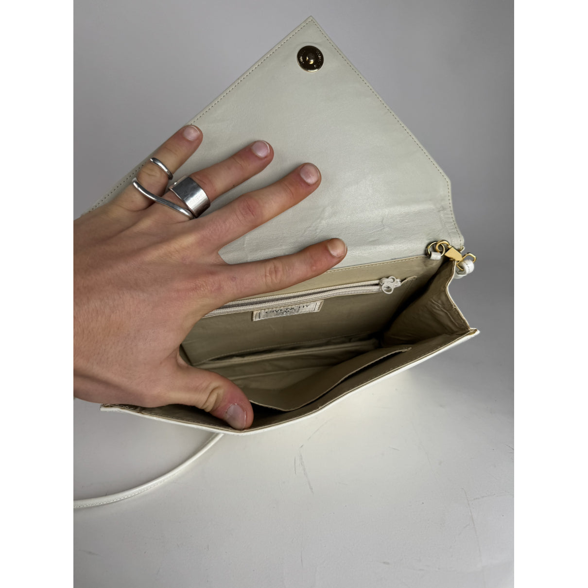 Givenchy 4G White Leather Handbag image 2