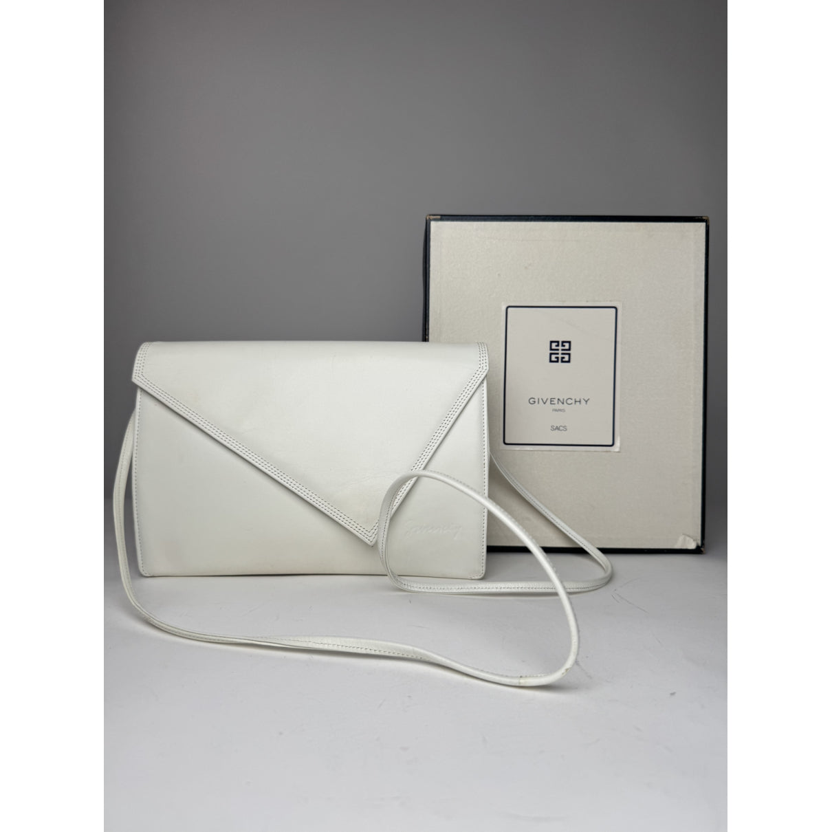 Givenchy 4G White Leather Handbag image 5