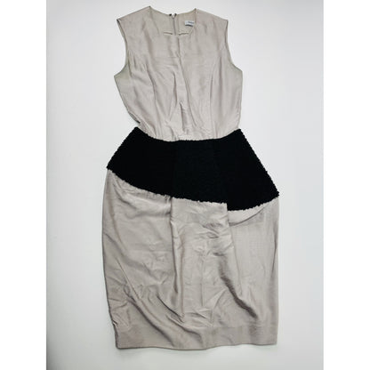 Yves Saint Laurent Dresse image 5