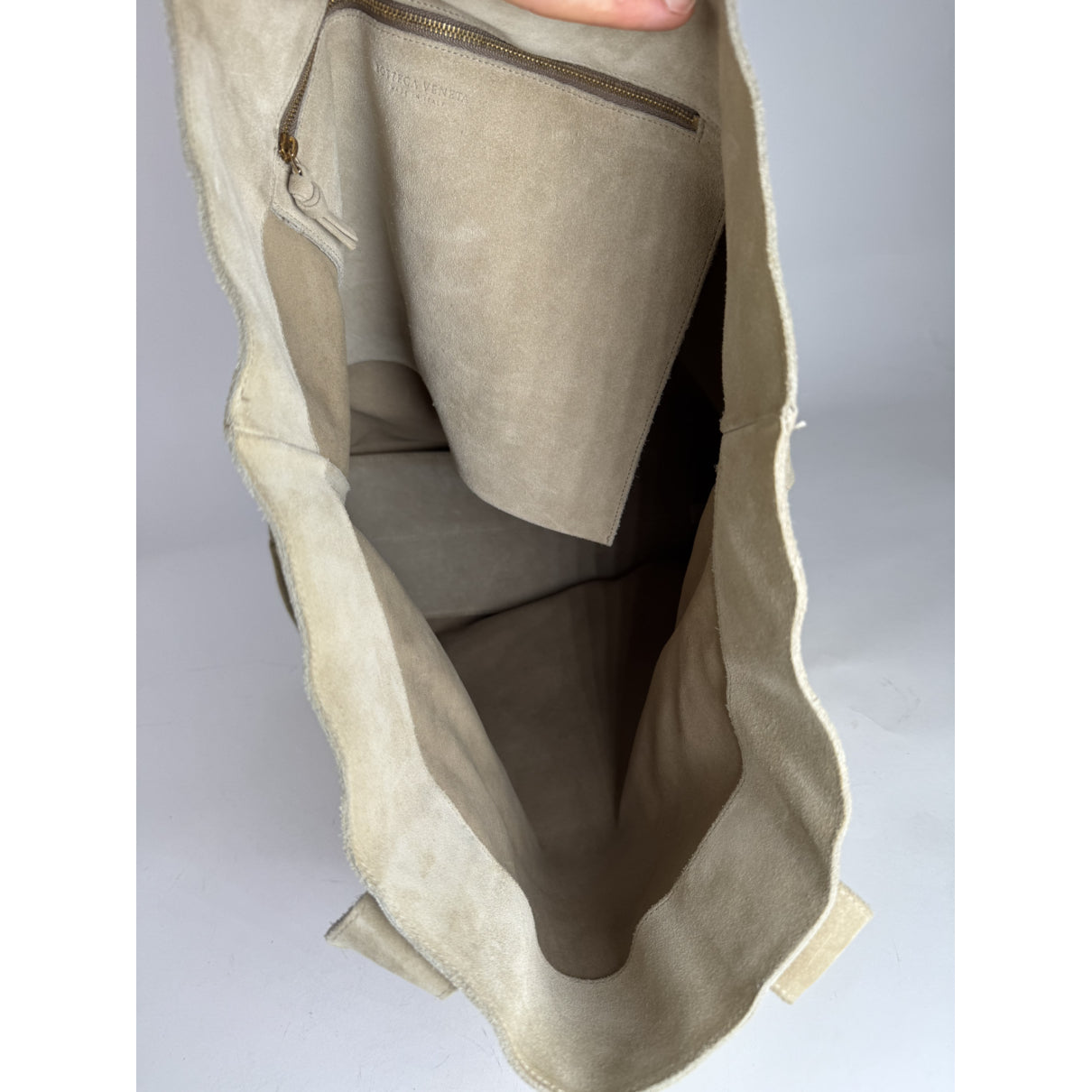 Bottega Veneta Veneta Handbag image 2