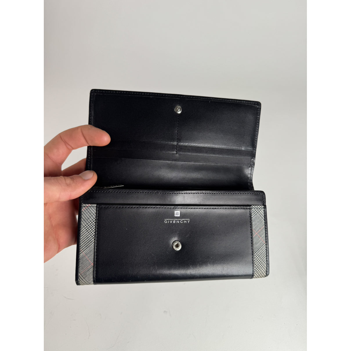 Givenchy GV3 Black Leather Wallet image 3