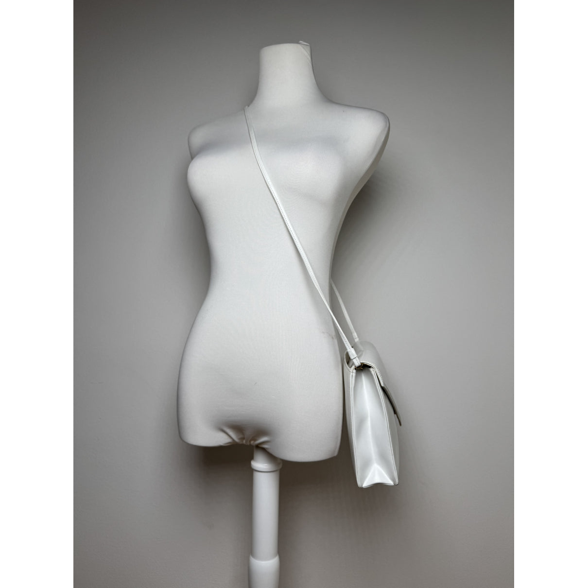 Givenchy 4G Handbag image 2