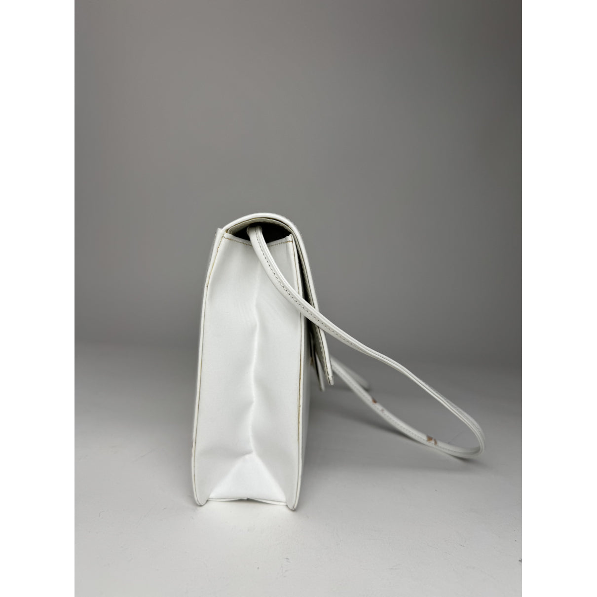 Givenchy 4G White Leather Handbag image 2