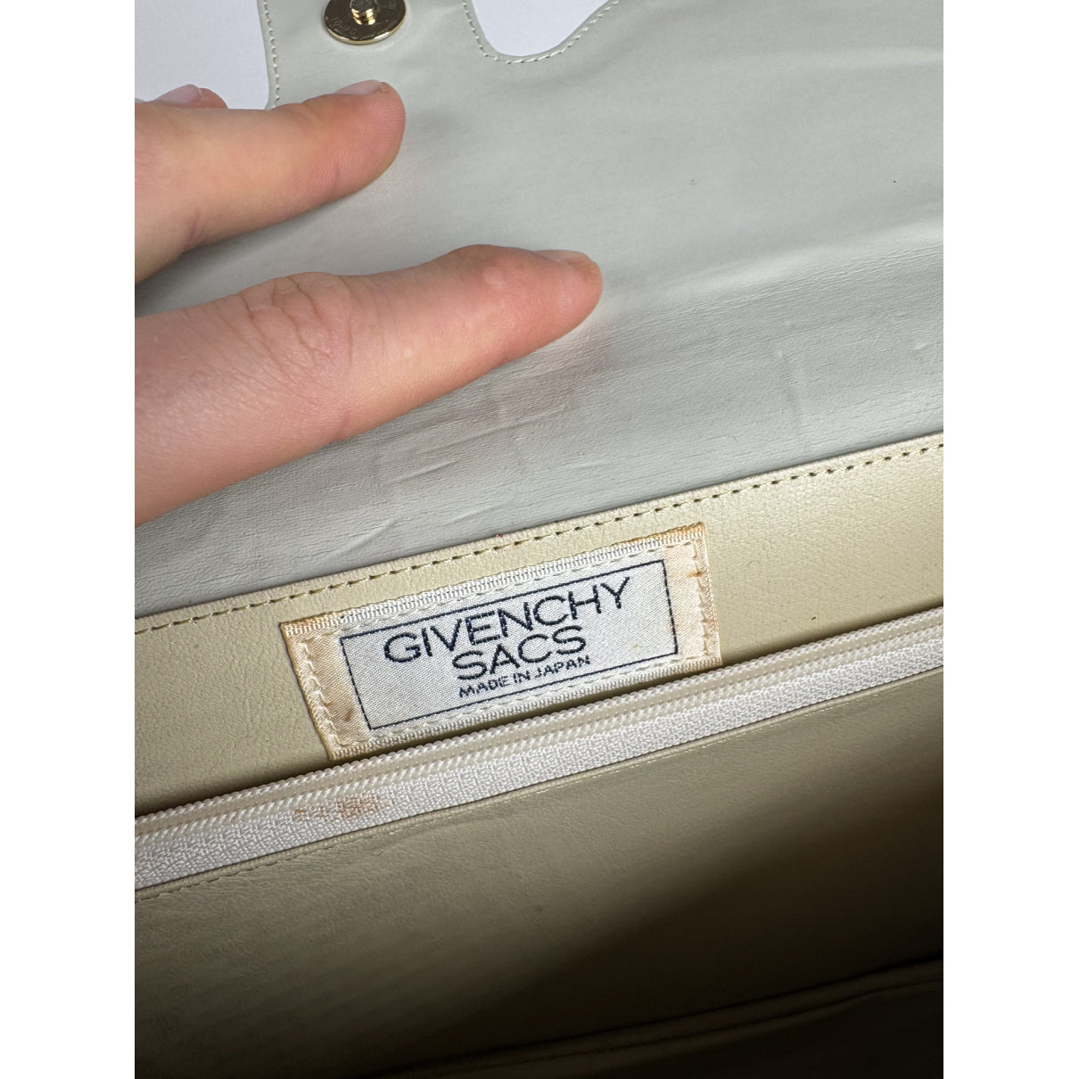 Givenchy 4G White Leather Handbag image 4